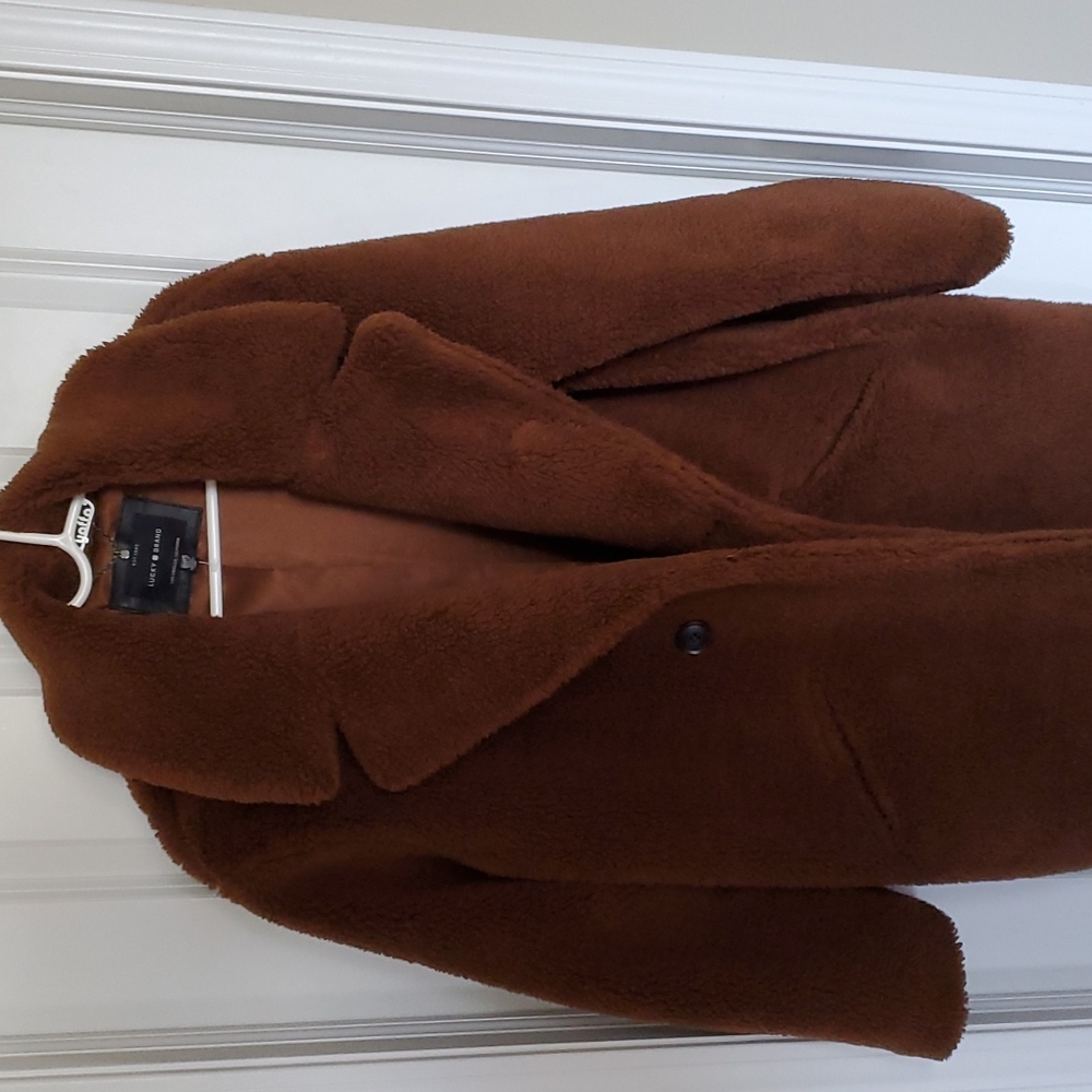 Womans shelpa coat